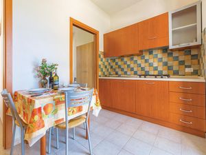 23720321-Ferienwohnung-4--300x225-2