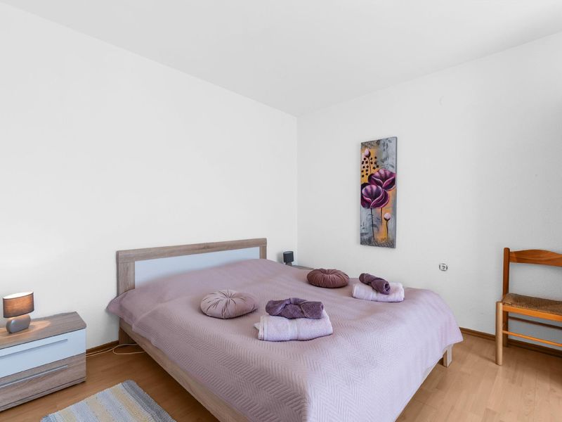 23973683-Ferienwohnung-4--800x600-0