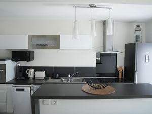 23968541-Ferienwohnung-4--300x225-1