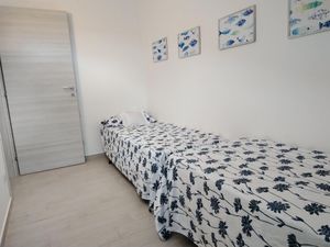 23649161-Ferienwohnung-5--300x225-5