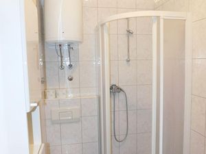 22808477-Ferienwohnung-4--300x225-2