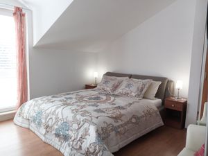 23047255-Ferienwohnung-3--300x225-2