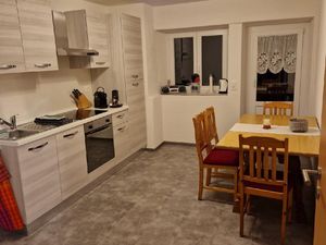 23567788-Ferienwohnung-6--300x225-0