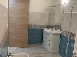 23438560-Ferienwohnung-5--300x225-3