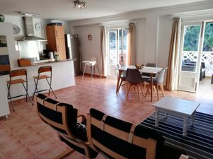 22618325-Ferienwohnung-4--300x225-2