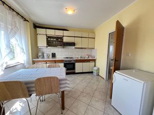 23892855-Ferienwohnung-4--300x225-5