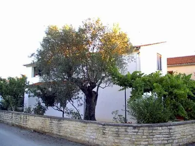 Außenansicht des Gebäudes. Strassen Blick