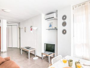 23747113-Ferienwohnung-4--300x225-2