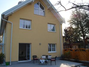 22445199-Ferienwohnung-4--300x225-1