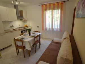 22946755-Ferienwohnung-5--300x225-2