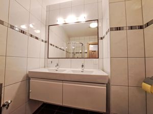 23846877-Ferienwohnung-4--300x225-5