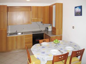 23846902-Ferienwohnung-5--300x225-5