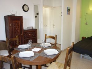 23851615-Ferienwohnung-2--300x225-4