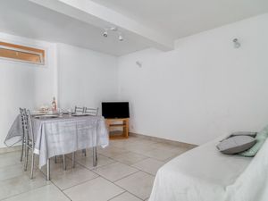 23856720-Ferienwohnung-6--300x225-5