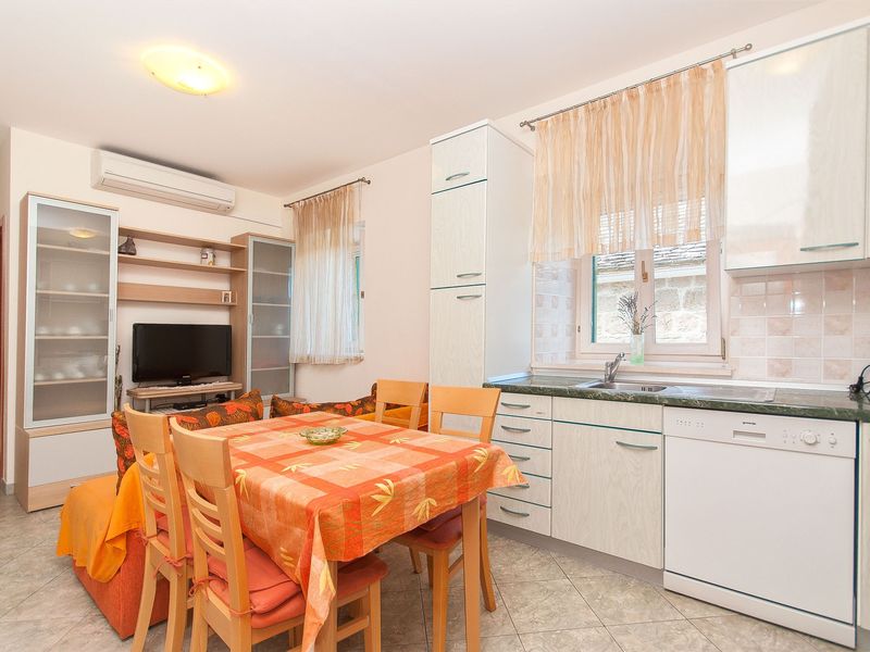 23941096-Ferienwohnung-4--800x600-0