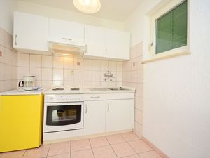 23941203-Ferienwohnung-3--300x225-1