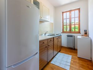 23942846-Ferienwohnung-6--300x225-5