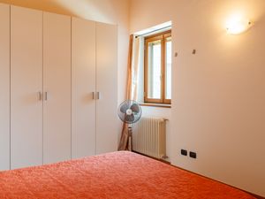 23868808-Ferienwohnung-4--300x225-1