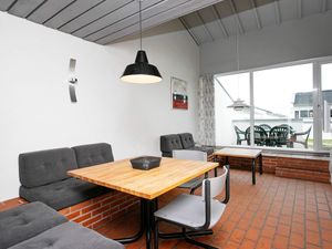 21711569-Ferienwohnung-6--300x225-5