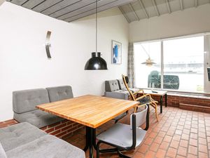 22156569-Ferienwohnung-6--300x225-1