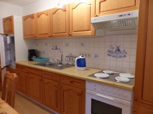 23443900-Ferienwohnung-6--300x225-2