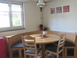 22953877-Ferienwohnung-6--300x225-2