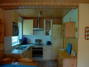 22271791-Ferienwohnung-4--300x225-3