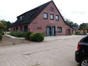 23718481-Ferienwohnung-5--300x225-0