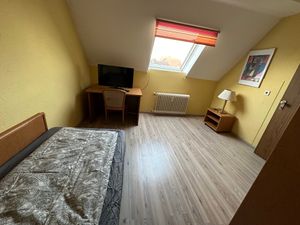 23956345-Ferienwohnung-4--300x225-1