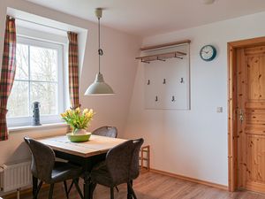 22272199-Ferienwohnung-3--300x225-3