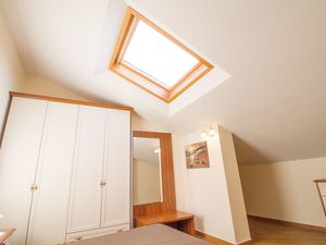 23187701-Ferienwohnung-6--300x225-5