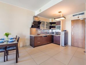 23952032-Ferienwohnung-4--300x225-1