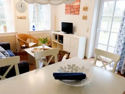 Wohnzimmer in der Ferienwohnung Hopelfask in Süddorf auf Amrum