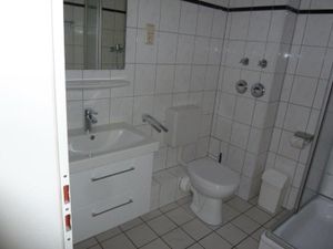 23870795-Ferienwohnung-2--300x225-4