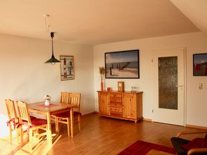 23870801-Ferienwohnung-4--300x225-2