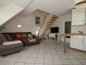 23870958-Ferienwohnung-5--300x225-1