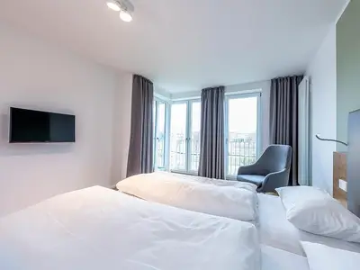 Schlafzimmer mit Doppelbett