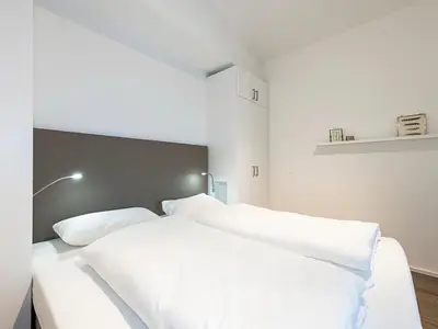 Schlafzimmer mit Boxspringbett