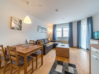 Ferienwohnung für 4 Personen (39 m²) in Schillig 1/10