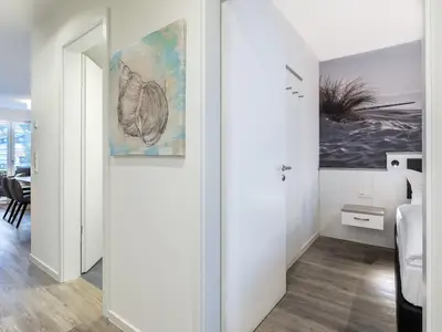 Flur mit Blick zum Schlafzimmer - gbmv1-05 - Großenbrode