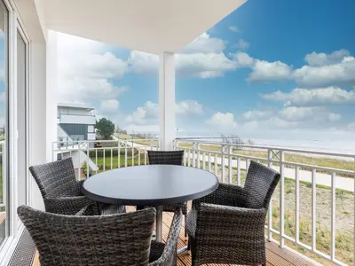 Balkon mit Blick zur Ostsee