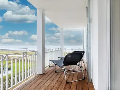 Balkon mit Zugang zum Wohn-/Essbereich