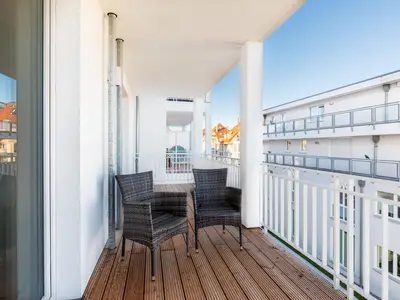 Balkon mit Gartenstühle