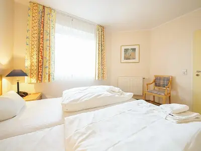 Schlafzimmer mit Boxspringbett