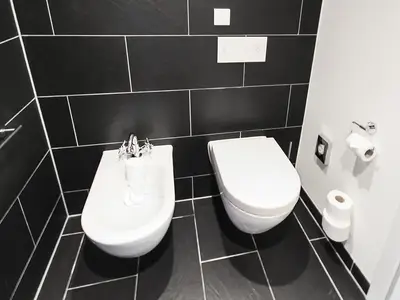 Badezimmer mit Dusche