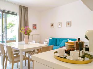 23883757-Ferienwohnung-6--300x225-4