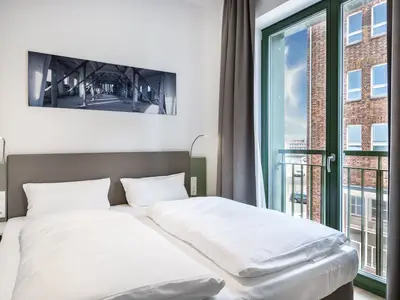 Schlafzimmer mit Doppelbett