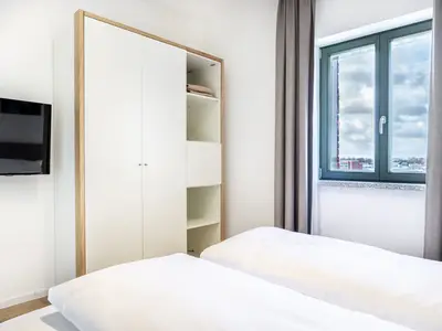 Schlafzimmer mit Doppelbett