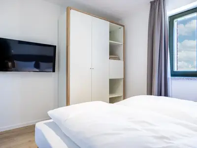 Schlafzimmer mit Doppelbett