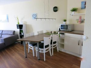 23873189-Ferienwohnung-4--300x225-2